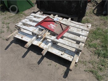 GIANT TRUCK BOX REAR PANELS Used Other Truck / Trailer Components auction results