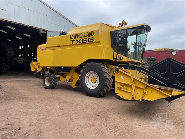2003 NEW HOLLAND TX66 Used Combine Harvesters for sale