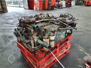 2000 VOLVO DH10 Used Engine Truck / Trailer Components for sale