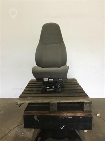 2018 FREIGHTLINER CASCADIA Used Seat Truck / Trailer Components for sale