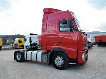2006 VOLVO FH440 Used Tractor with Sleeper for sale