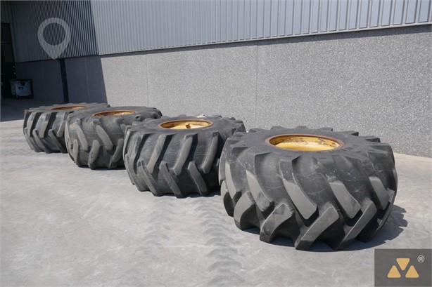 2015 CATERPILLAR WHEEL GP 35.5L-32 Used Tyres Truck / Trailer Components for sale