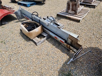 STAINLESS STEEL SALT SPREADER Used Other Truck / Trailer Components auction results