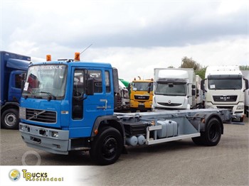 2003 VOLVO FL250 Used Chassis Cab Trucks for sale