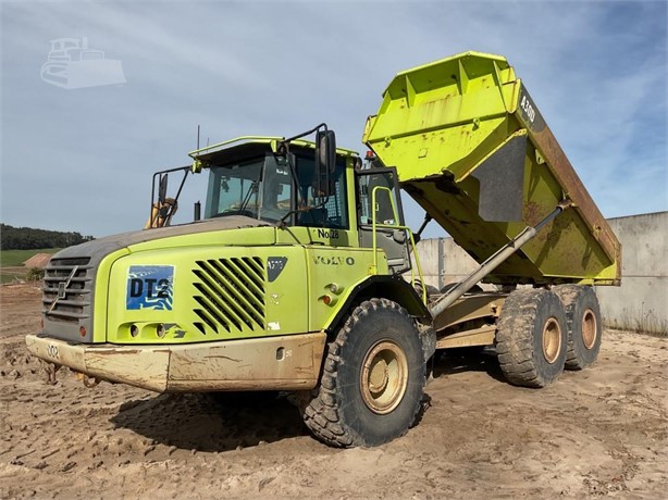 2004 VOLVO A30D Used Dump Trucks for sale