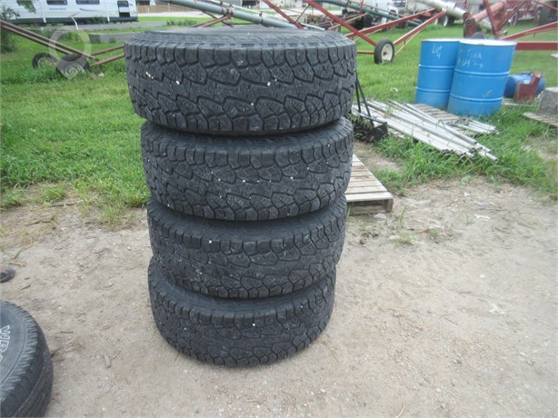 2013 JEEP LT285/75R16  5 BOLT Used Wheel Truck / Trailer Components auction results