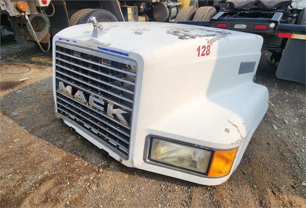 2000 MACK CH613 Used Bonnet Truck / Trailer Components for sale