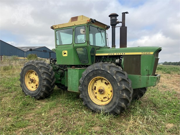 1976 JOHN DEERE 7020 Used 100 HP to 174 HP Tractors for sale