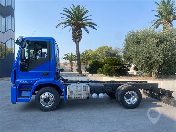 2014 IVECO EUROCARGO 140E25 Used Chassis Cab Trucks for sale