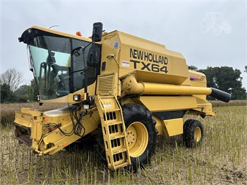 1996 NEW HOLLAND TX64 Used Combine Harvesters for sale