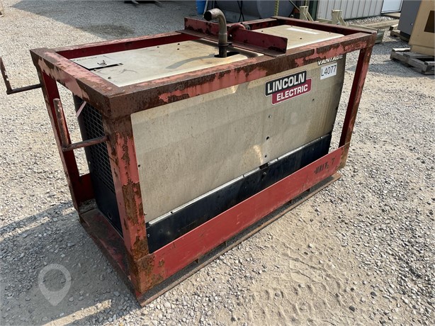 LINCOLN ELECTRIC VANTAGE 400 Used Welders for sale