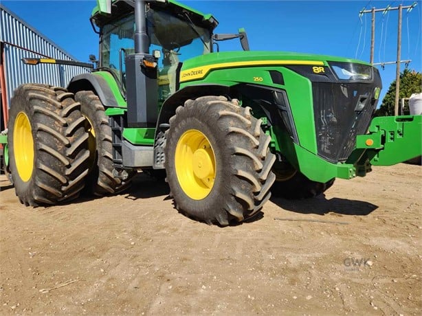 2020 JOHN DEERE 8R 250 Used 175 HP to 299 HP Tractors for sale