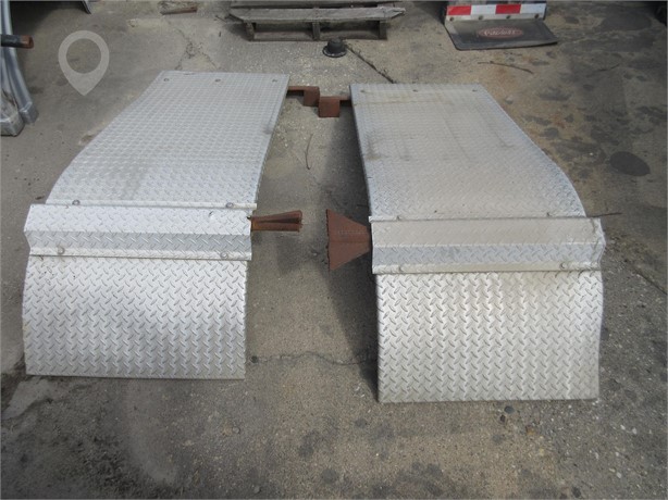 ALUMINUM 1/2 FENDERS Used Other Truck / Trailer Components auction results