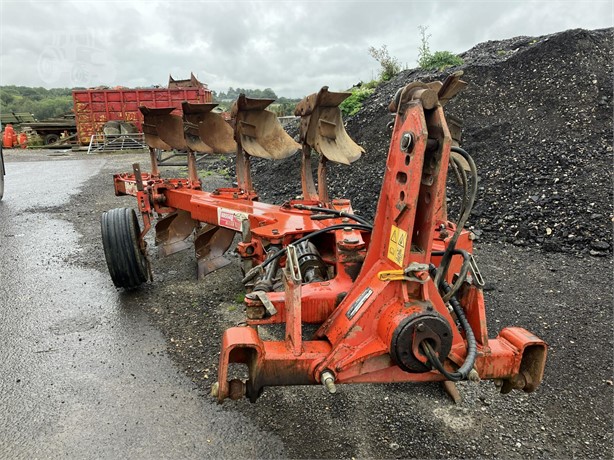2005 GREGOIRE-BESSON RB7 Used Ploughs for sale