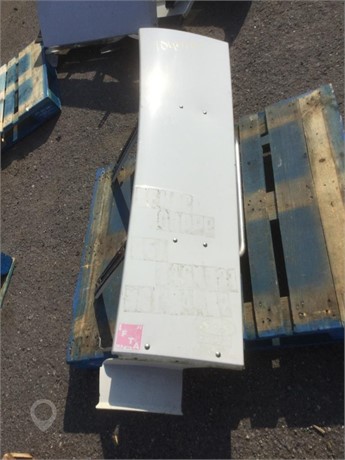 2012 VOLVO VNL Used Body Panel Truck / Trailer Components for sale