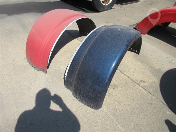 PETERBILT 389 FENDERS WITH LINERS Used Other Truck / Trailer Components auction results