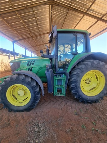 2017 JOHN DEERE 6125M Used 100 HP to 174 HP Tractors for sale