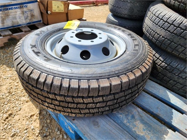 TIRE & RIM LT225/75R16 Used Tyres Truck / Trailer Components auction results