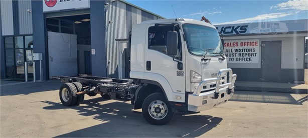 2012 ISUZU FRR600 Used Cab & Chassis Trucks for sale
