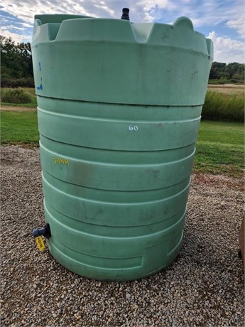 1000 GALLON POLY TANK Used Storage Bins - Liquid/Dry auction results