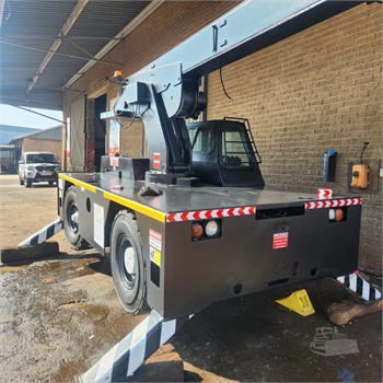 2006 SHUTTLELIFT 3330FL Used Carry Deck Cranes / Pick and Carry Cranes for sale