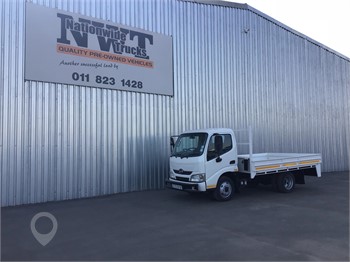 2016 HINO 300 614 Used Dropside Flatbed Trucks for sale