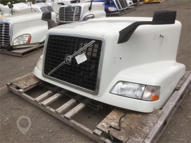 2017 VOLVO VNM Used Bonnet Truck / Trailer Components for sale