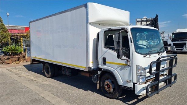 2013 ISUZU NQR Used Box Trucks for sale