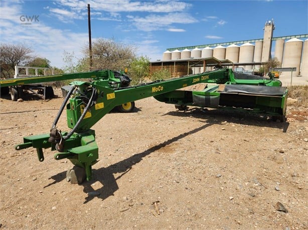 2017 JOHN DEERE 956 Used Pull-Type Mower Conditioners/Windrowers for sale