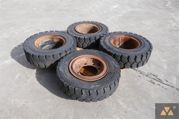TRELLEBORG 7.50-15 Used Reifen LKW- / Anhängerkomponenten zum verkauf