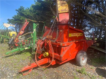 2007 TEAGLE TOMAHAWK 808S Used Bale Shredders & Spreaders for sale