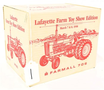 Farmall 706 Lafayette Farm Toy Show