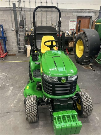 2017 JOHN DEERE X950R Used Riding Lawn Mowers for sale