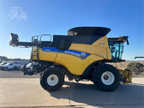 2018 NEW HOLLAND CR9.90 Used Combine Harvesters for sale