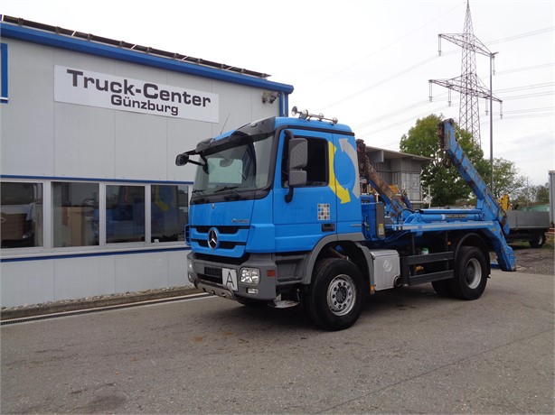 2012 MERCEDES-BENZ ACTROS 1841 Used Skip Loaders for sale