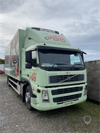 2009 VOLVO FM9 Used Refrigerated Trucks for sale
