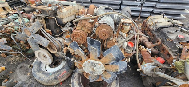 CUMMINS VT903 Used Engine Truck / Trailer Components for sale