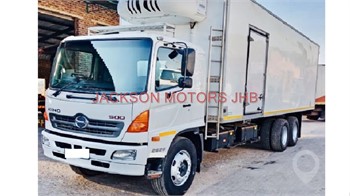 2008 HINO 500 15257 Used Refrigerated Trucks for sale