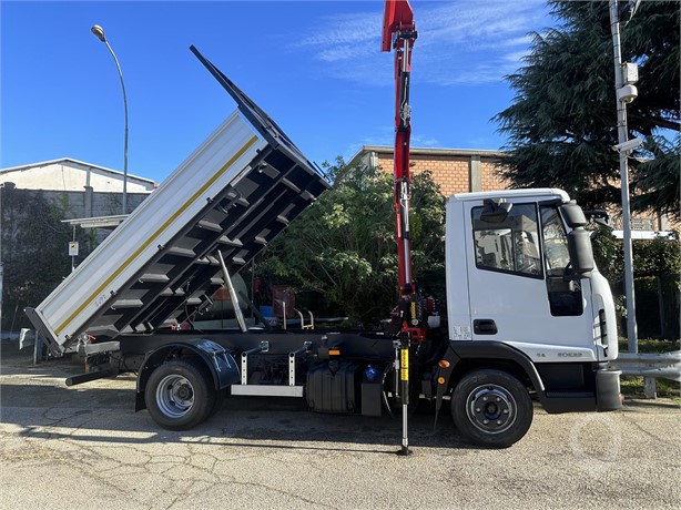 2015 IVECO EUROCARGO 80E22 Used Grab Loader Trucks for sale