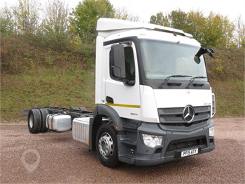 2015 MERCEDES-BENZ ANTOS 1824 Used Chassis Cab Trucks for sale