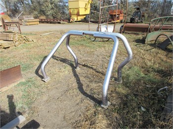 ROLL BAR SMALL TRUCK Used Headache Rack Truck / Trailer Components auction results