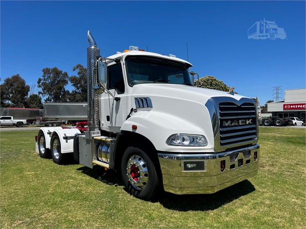 2017 MACK CMMT Used Prime Movers for sale
