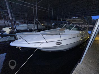 2001 CRUISERS YACHTS Used High Performance Boats for sale