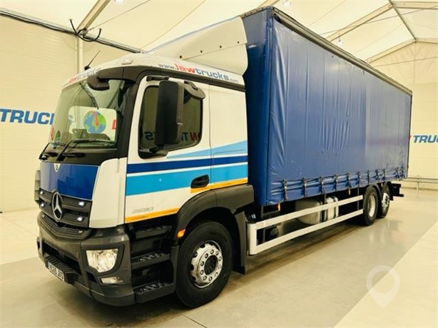 2015 MERCEDES-BENZ 1824 Used Curtain Side Trucks for sale