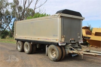 2016 MAXITRANS TRI DOG Used Dog Trailers for sale