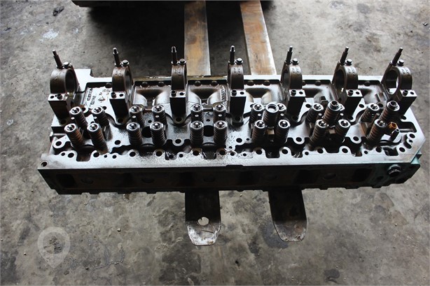VOLVO D12 Used Cylinder Head Truck / Trailer Components for sale