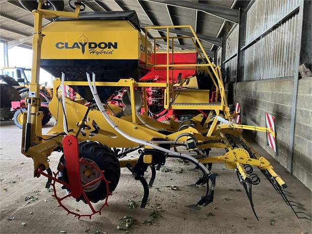 2012 CLAYDON HYBRID 3 Used Seed drills for sale