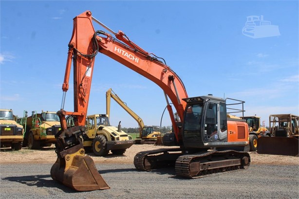 2015 HITACHI ZX200 LC-3 Used Tracked Excavators for sale