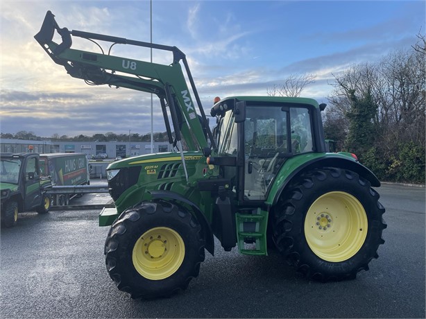 2015 JOHN DEERE 6125M Used 100 HP to 174 HP Tractors for sale