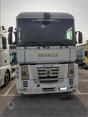 2006 RENAULT MAGNUM 480 Used Chassis Cab Trucks for sale